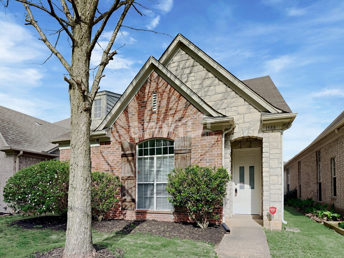Foto principal - 1588 Wynne Rd