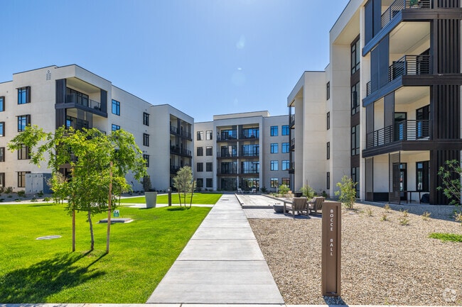 Inspirata Pointe at Royal Oaks