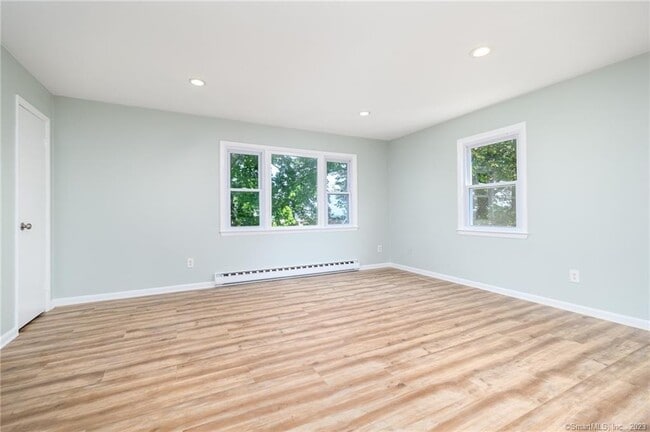 Foto del edificio - 51 Elmwood Ave