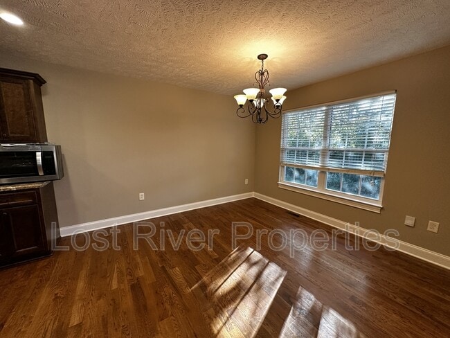 Foto del edificio - 2740 Pointe Ct