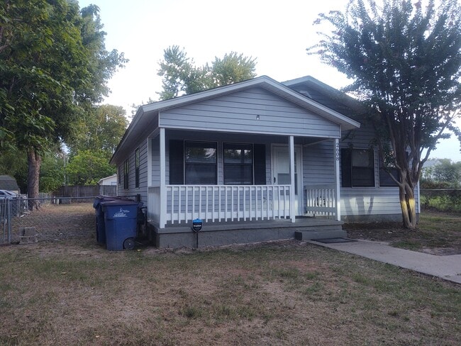 Building Photo - 2608 Virginia Ave