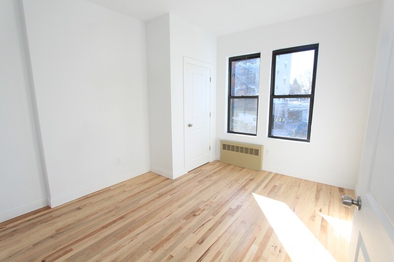 Primary Photo - 91 Elm St