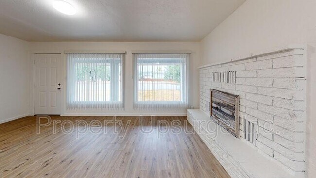 Foto del edificio - 1416 Lake Blvd