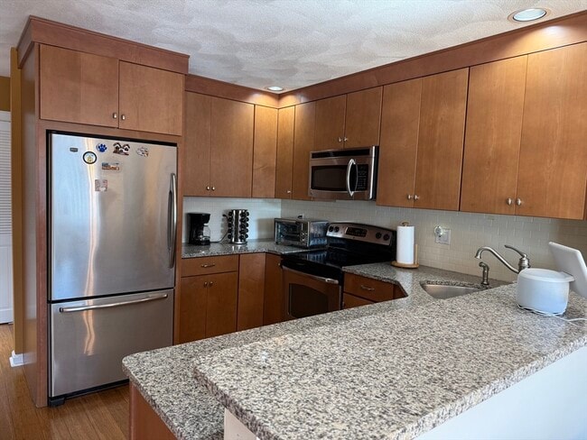 Building Photo - 1 Carnation Cir