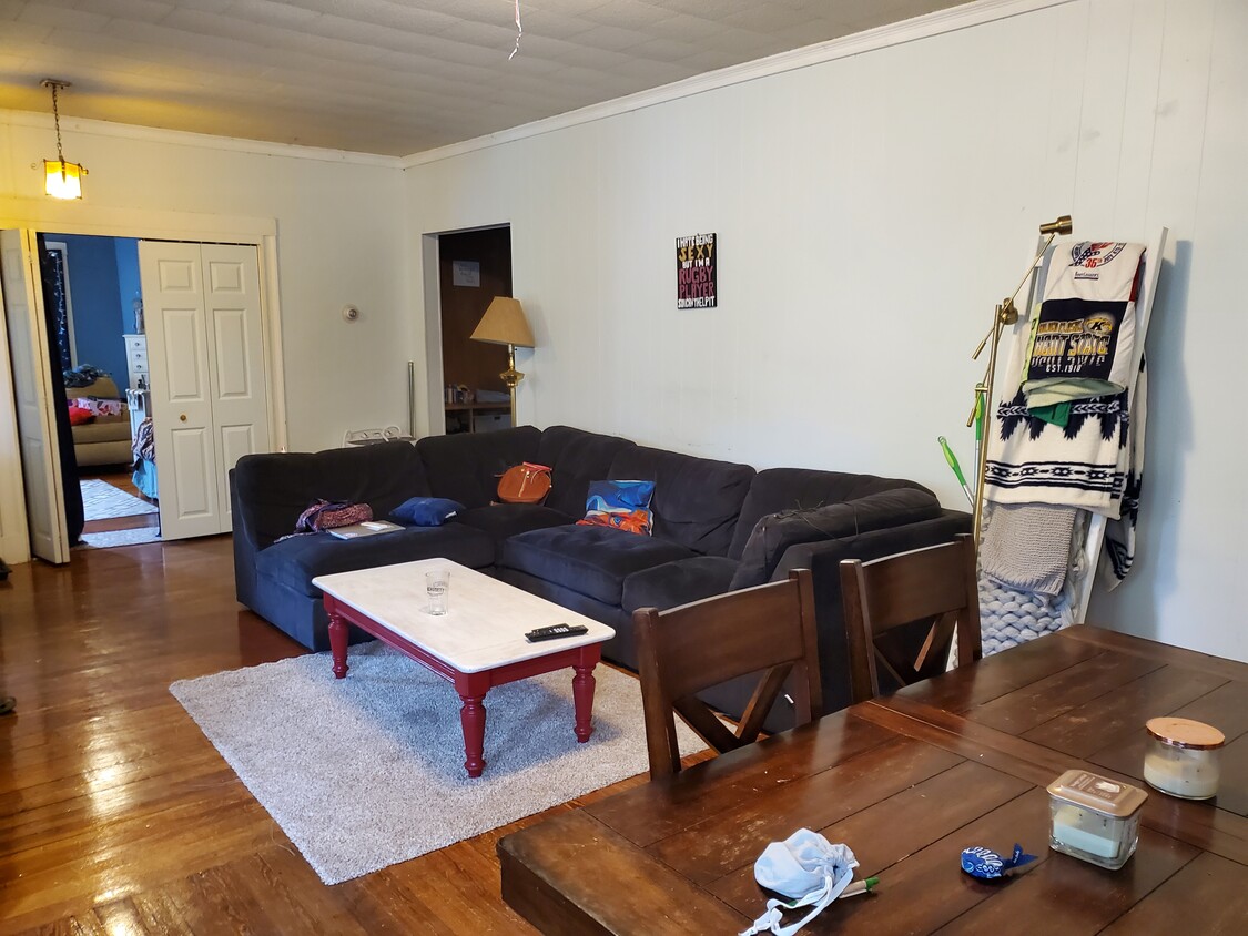 Foto principal - 95 Wallingford Rd