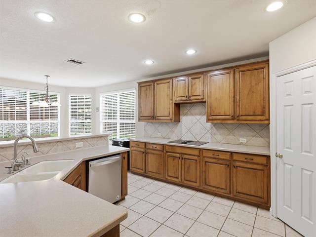 Foto del edificio - 8405 Arbor Creek Ln