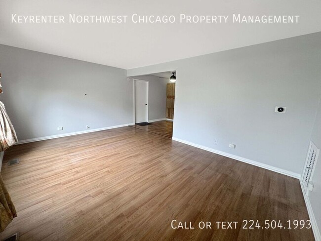 Foto del edificio - 1315 Kingsbury Dr