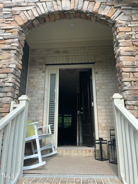 Foto del edificio - 920 Cozy Oak Ave