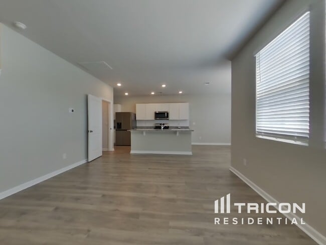 Foto del edificio - 2400 Kaycee Ct