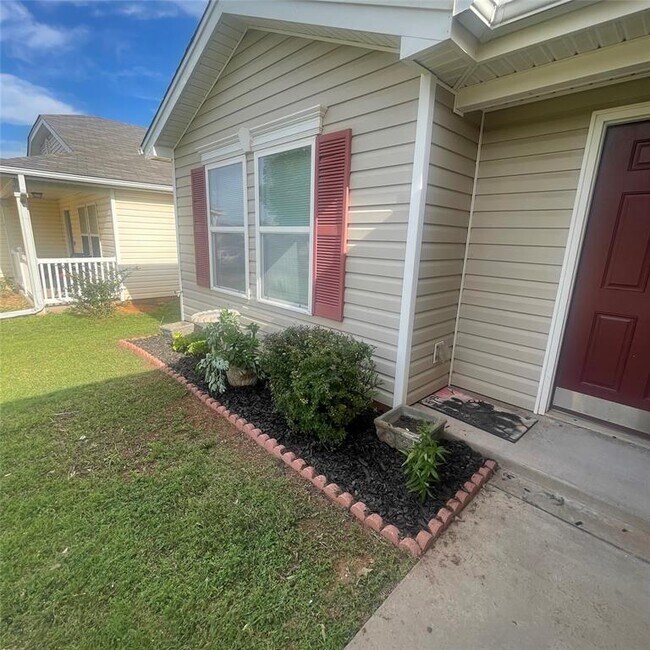 Foto del edificio - 1816 NW 146th St