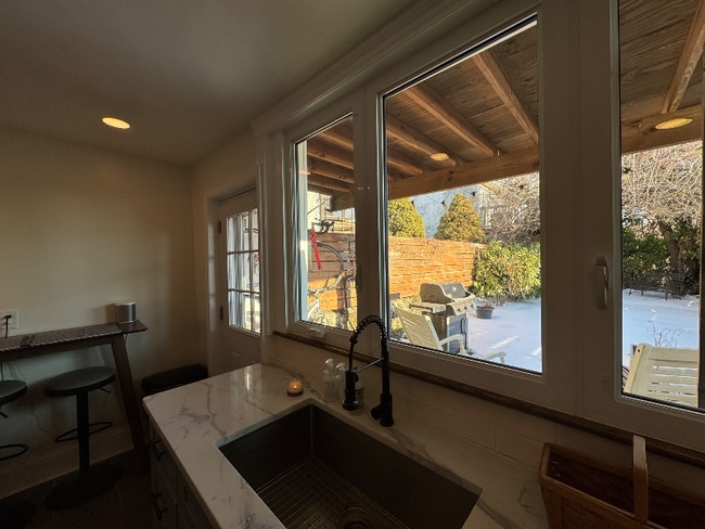 Building Photo - 209 East St