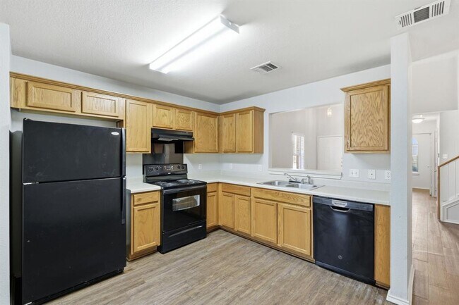 Foto del edificio - 13516 Lyndon B Johnson St