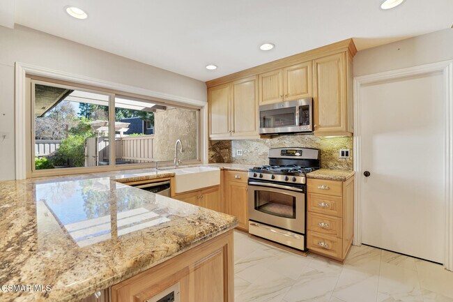 Foto del edificio - 2995 Dogwood Cir