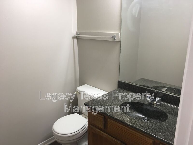 Foto principal - 1409 Courtney Pl