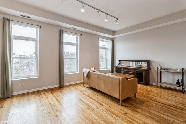 Foto del edificio - 1517 N Paulina St