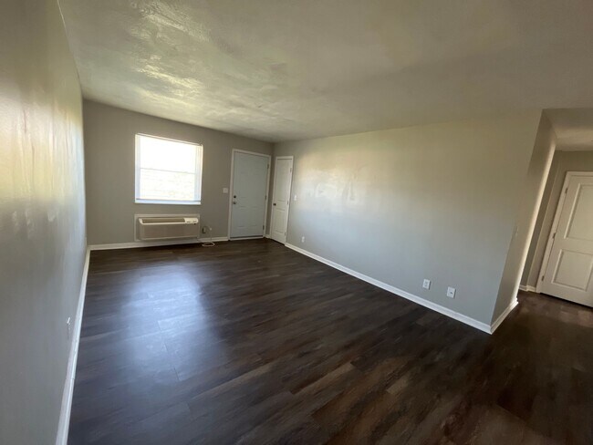 Foto del edificio - 1415 Lancaster St