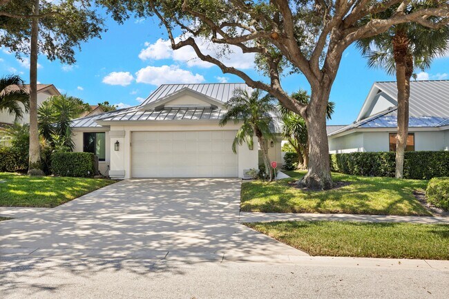 Foto del edificio - 304 Ridge Rd
