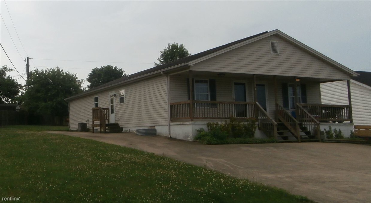 Primary Photo - 2 br, 1 bath Duplex - 503 Hickory Rd