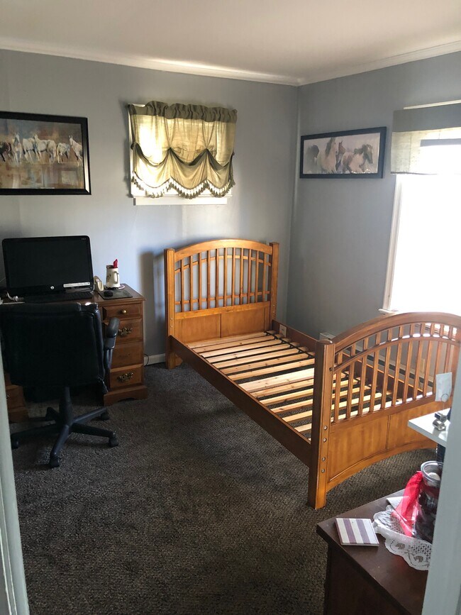 Bedroom - 2380 Troy Sidney Rd