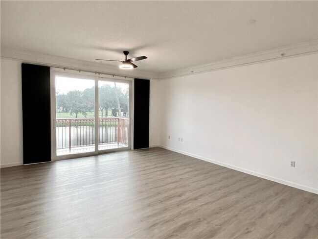 Foto del edificio - 2016 Alta Meadows Ln