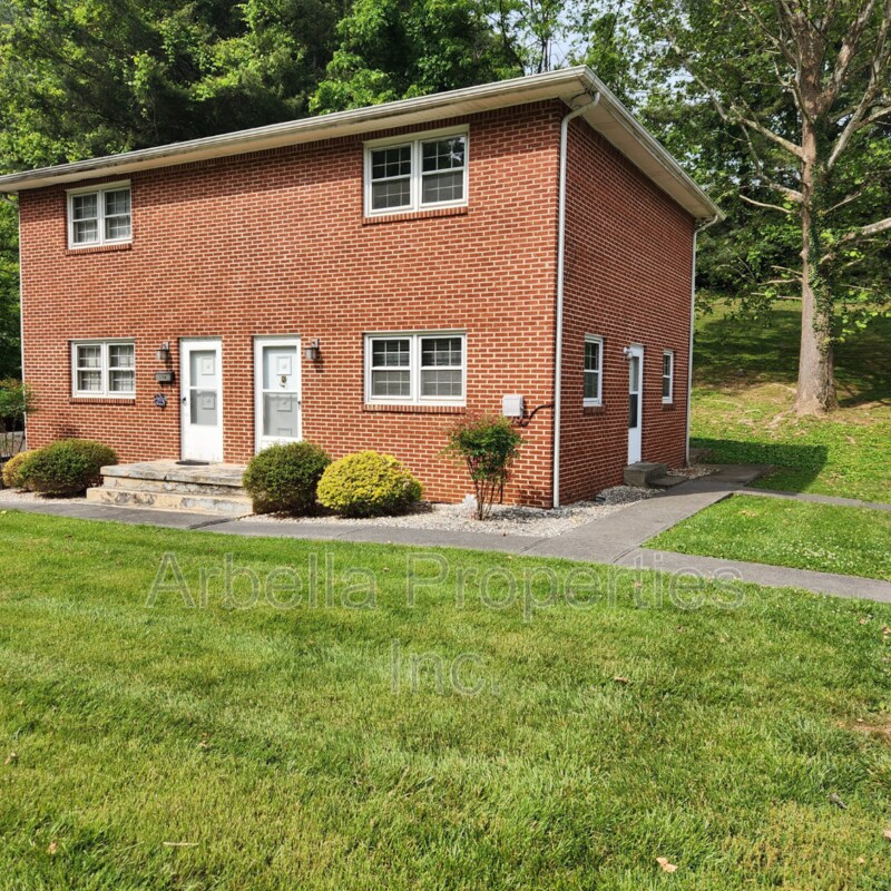 126 Sycamore Dr, Bristol, TN 37620 Condo for Rent in Bristol, TN