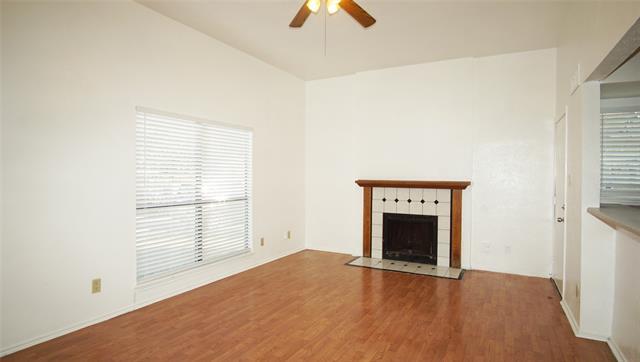 Building Photo - 2428 Sunflower Dr