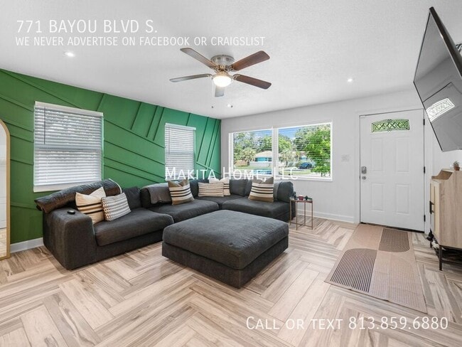 Building Photo - 771 Bayou Blvd S