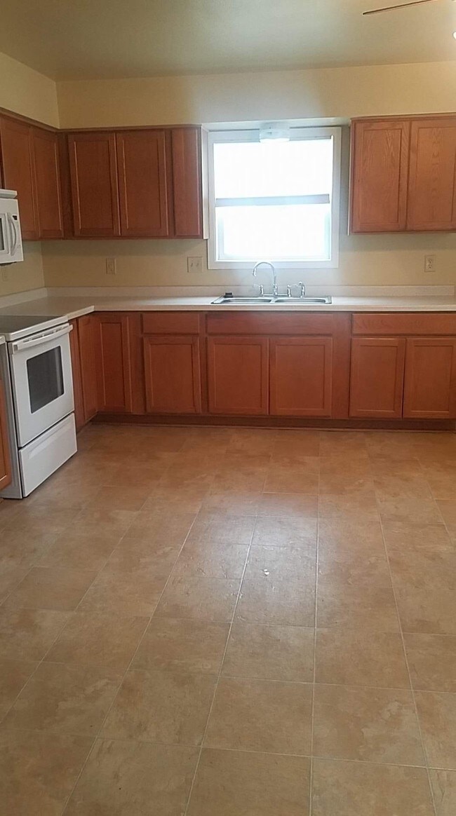 Foto del edificio - N169W20020 Georgetown Dr