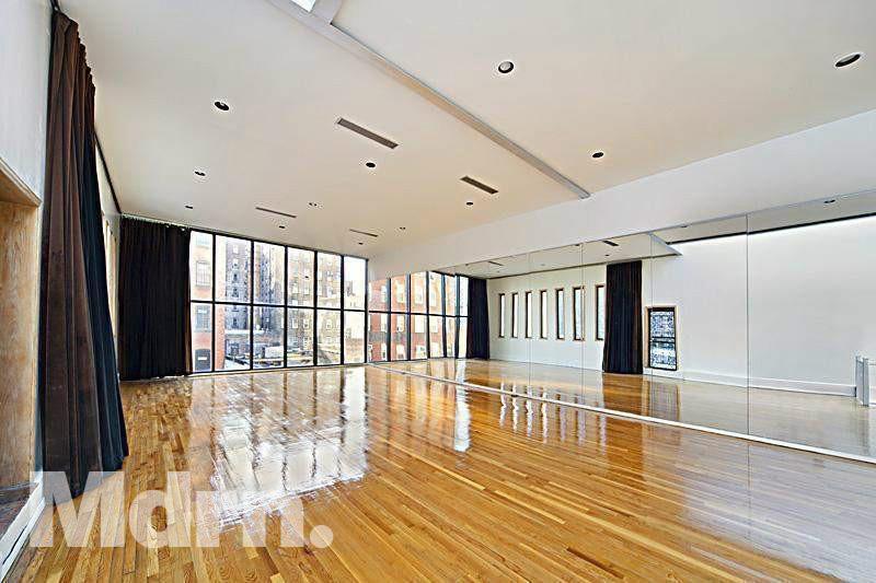 Foto principal - 26 E 17th St