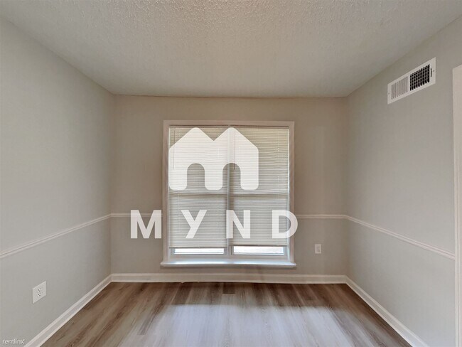 Foto del edificio - 3 br, 2 bath House - 6002 Mingle Dr