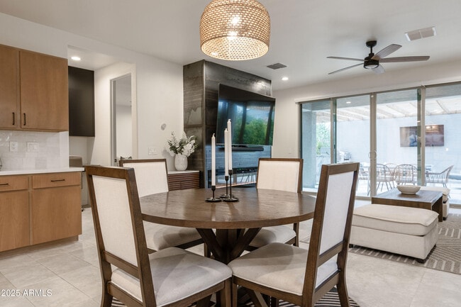 Foto del edificio - 18365 W Ewers Dr