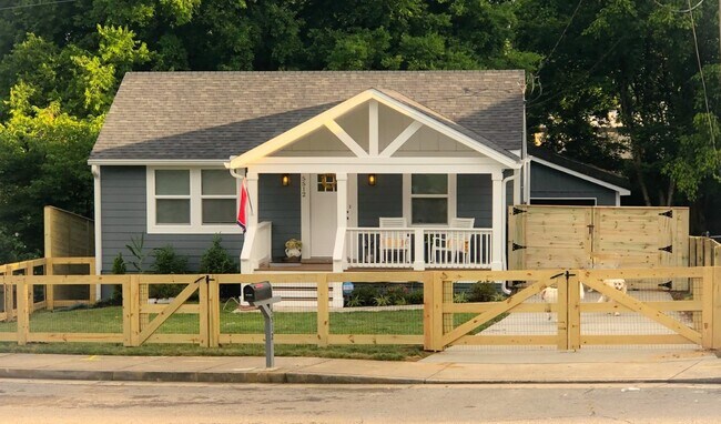 Photo - 5512 Vaught Dr House