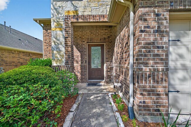 Foto del edificio - 2422 Blue Jay Ln
