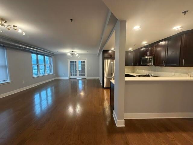 Foto del edificio - 662 1st St
