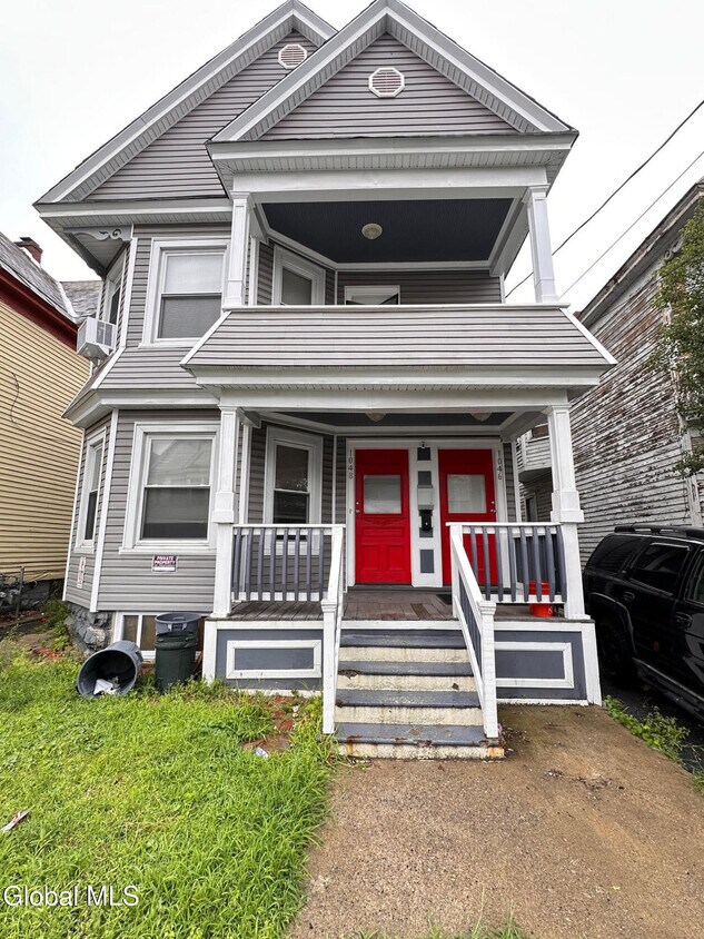 Foto principal - 1046 Delamont Ave