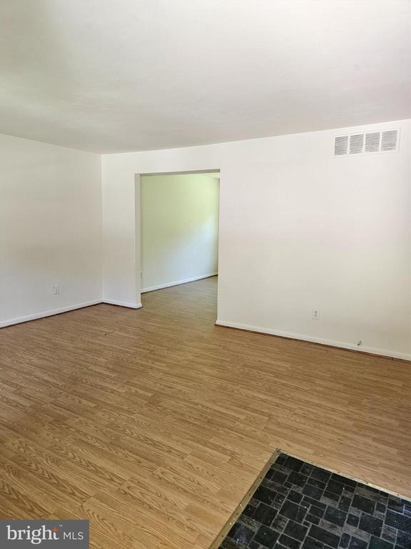 Foto del edificio - 254 Cedarmere Cir