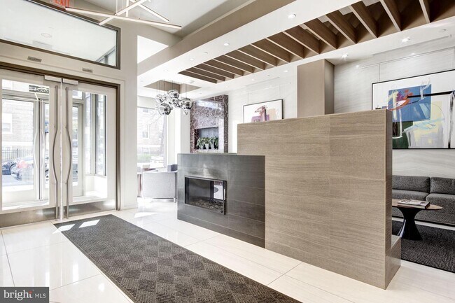 Foto del edificio - 2550 17th St NW