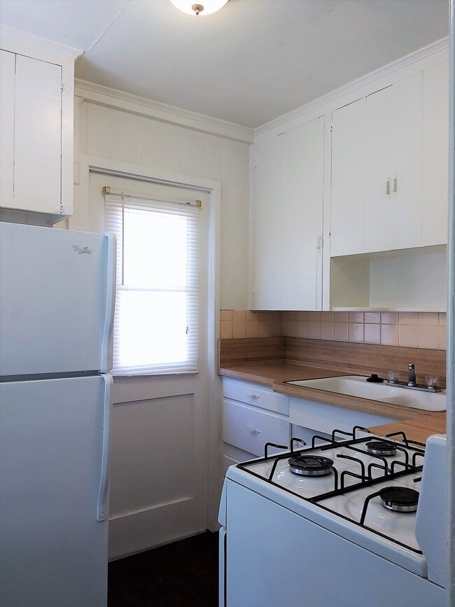 Building Photo - 5017 Williams Ave