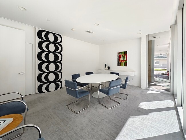 Foto del edificio - 3614 Montrose Blvd