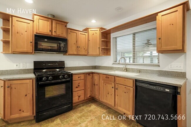 Foto del edificio - 2633 Quitman St