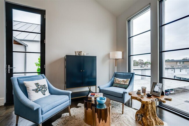 Foto del edificio - 4502 Abbott Ave