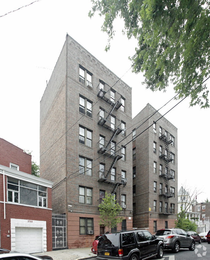 Foto del edificio - 2761 Decatur Ave