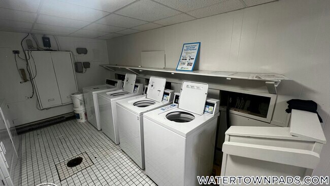 Foto del edificio - 245 Main St