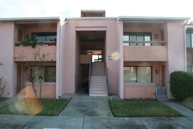 Foto del edificio - Tamarind - Renovated 2 Bedroom 2 Bath Condominium