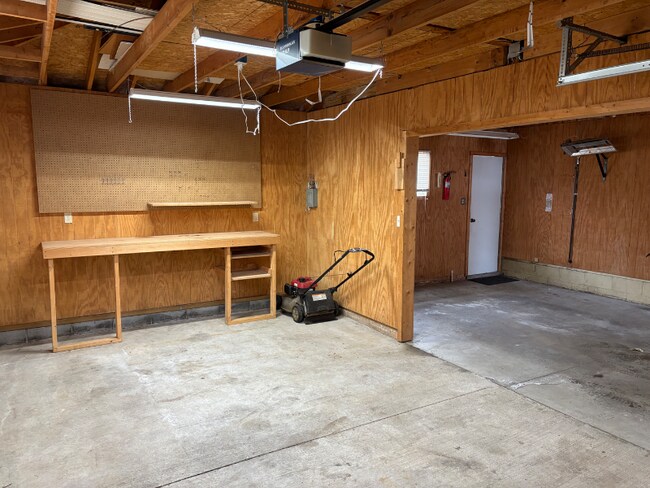 Foto del edificio - 1292-1294 Zwick Ave