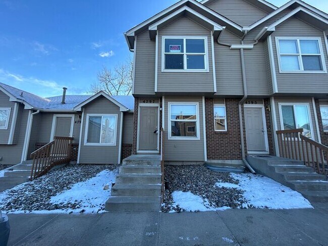 Foto del edificio - $250 ADMIN  FEE   WAIVED!! Lovely 2-Bedroo...