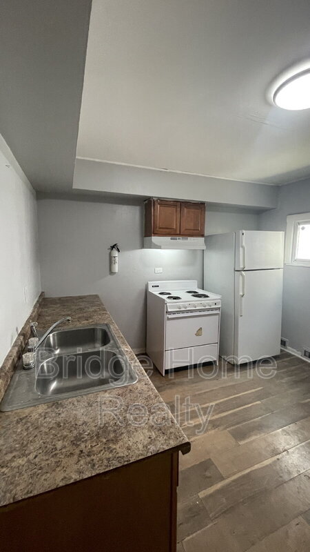Foto del edificio - 447 Hays Ave