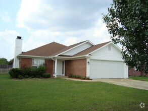 Building Photo - 8019 Garrett Pines Dr