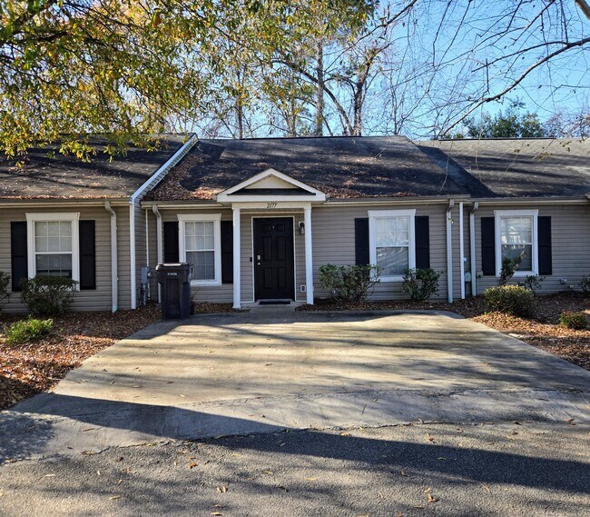 Building Photo - 2177 Bridgeton Rd