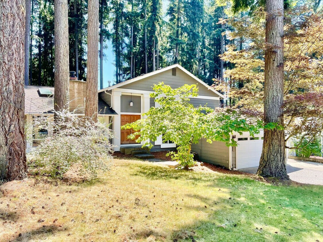 Primary Photo - 16727 NE 103rd Pl